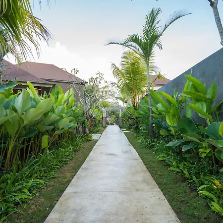 La Berceuse Resort And Villa Nusa Dua By Taritiya Collection